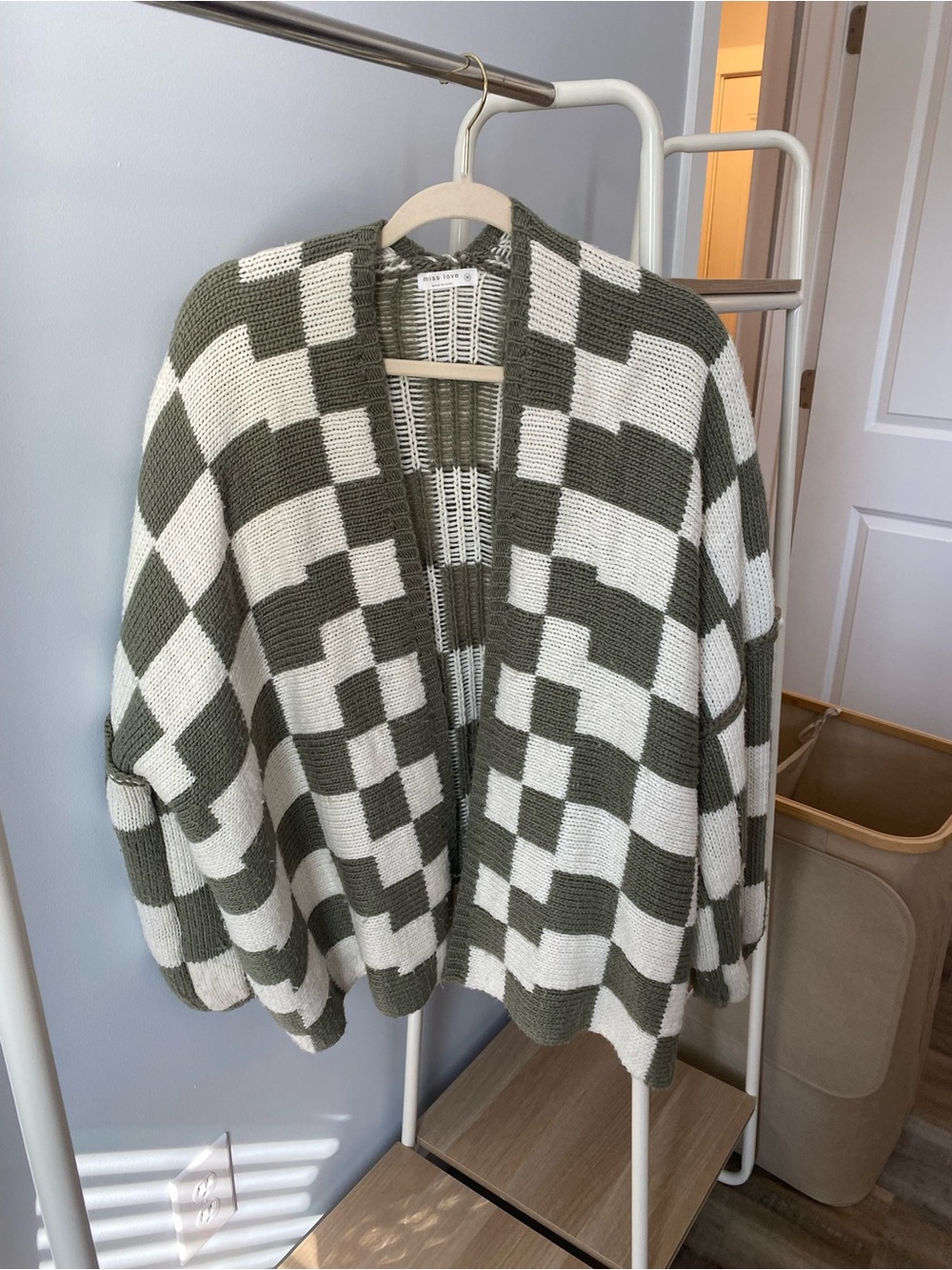 Relaxed Olive Green & Cream Checkered Open-Front Cardigan